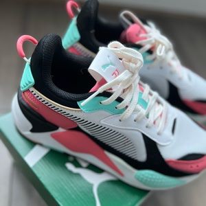 Puma kids sneakers size 5 big kids .